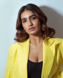 saniya-iyappan-latest-photoshoot-in-yellow-coat-001