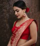 saniya-iyappan-red-saree-look-latest-photos-004