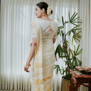 Santhi-Mayadevi-malayalam-actress-latest-photos-020
