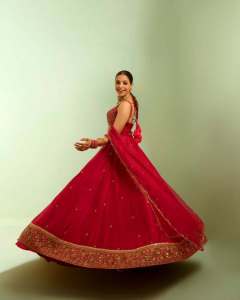 santhi-mayadevi-in-red-lehenga-new-trend-photos-004