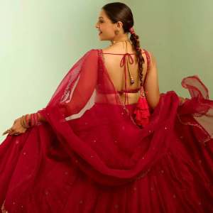 santhi-mayadevi-in-red-lehenga-new-trend-photos-007