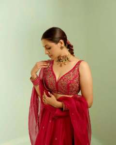 santhi-mayadevi-in-red-lehenga-new-trend-photos-009