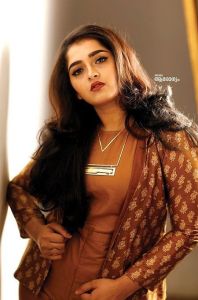 2_sanusha-santhosh-instagram-photos-002