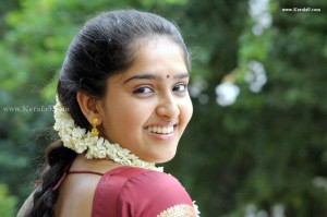 9765actress_sanusha_new_stills_11-014