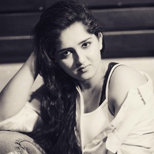 sanusha-latest-images-08983873-738