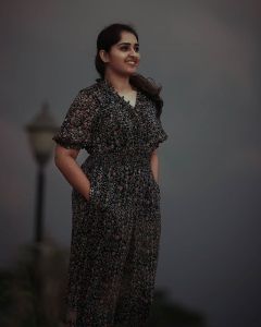 sanusha santhosh images908-005