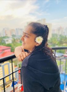sanusha-santhosh-instagram-photos-007