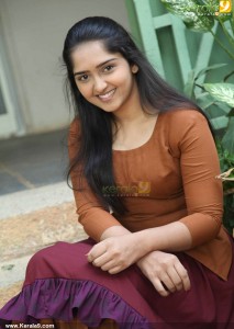 sanusha-santhosh-latest-stills-440-00172