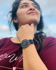 sanusha santhosh new photos-005