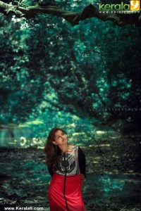 sanusha-santhosh-pics-200-00246