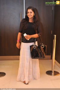 10-sarayu-pics-0031