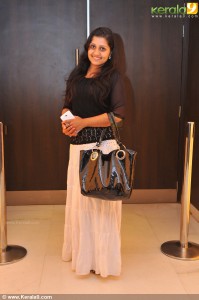 12-sarayu-pics-00565
