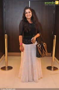 17-sarayu-new-pics-00217