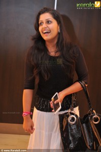 18-sarayu-latest-photos-00331