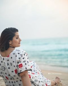 1_sarayu-mohan-photos-005