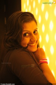 28-sarayu-latest-photo-gallery-00341