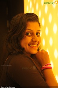 30-sarayu-latest-photo-gallery-00585