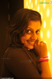 34-sarayu-photos-03640