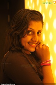 35-sarayu-photos-03745