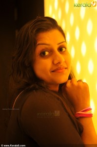 37-sarayu-new-picture-gallery-00160