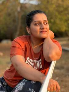 actress-sarayu-mohan-latest-photos-005