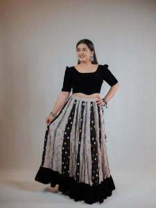 actress-sarayu-mohan-latest-photos-012