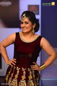 sarayu-latest-images-553-00142