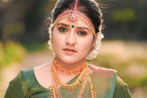 sarayu-latest-photoshoot-in-saree-014