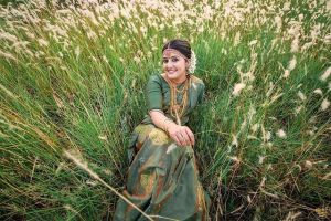 sarayu-latest-photoshoot-in-saree-019