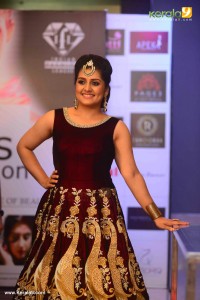 sarayu-latest-pics-556-00267