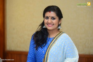 sarayu-latest-pictures-332-00762
