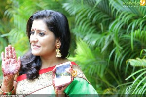 sarayu-latest-stills-00596