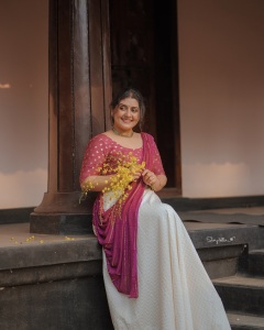 sarayu-mohan-in-vishu-style-ideas-photos-004