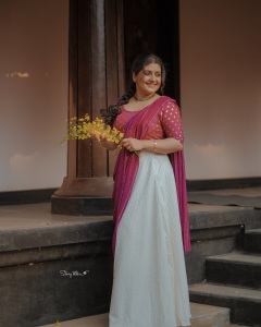 sarayu-mohan-in-vishu-style-ideas-photos-005