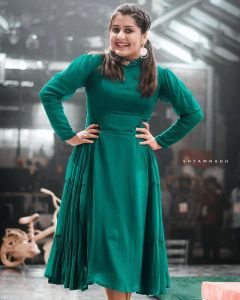 sarayu-mohan-instagram-photo-gallery-006