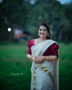 sarayu-mohan-kerala-saree-images-003