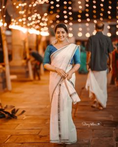 sarayu-mohan-kerala-saree-images