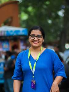 sarayu-mohan-latest-look-photos-002
