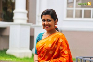 sarayu mohan latest photos -021