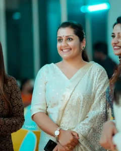 sarayu-mohan-latest-photos