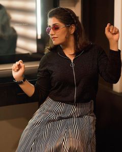 sarayu mohan latest pics1234-009