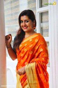 sarayu mohan latest saree photos -006