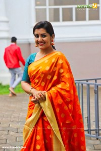 sarayu mohan latest saree photos -008