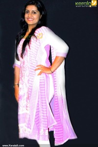 sarayu-mohan-latest-stills-410-00197