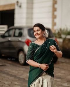 sarayu-mohan-new-shooting-photos-002