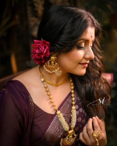 sarayu-mohan-photoshoot-in-saree-hd-001
