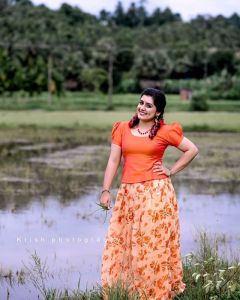 sarayu mohan saree-011