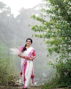 sarayu-photo-gallery-002