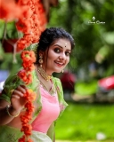malayalam-actress-sarayu-latest-onam-2021-photos-005