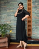 sarayu-mohan-in-black-long-dress
